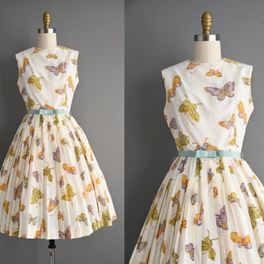 vintage 1960s Butterfly Pleated Full Skirt Dress - Small 