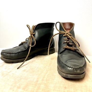 90’s Black with brown Leather boots~ Vintage Timberland brand~ Women’s lace up ankle boots outdoorsy walking boot size 81/2-9 booties 