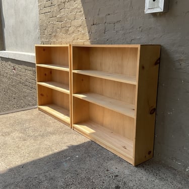 Pine Bookcase 30