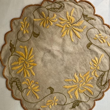 Antique Royal Society Embroidery Doily, Craftsman Embroidered Linen, Society Silk Stitch Work, Yellow Flower Doily, Spider Mums 