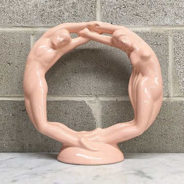 Vintage Circle of Love Statue Retro 1980s Haeger + Contemporary + 6037 + Dusty Pink Color + Ceramic + Man and Woman + Home and Table Decor 