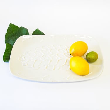 Lampert Pressed White Clay Dish with Raised Finish Detailing 