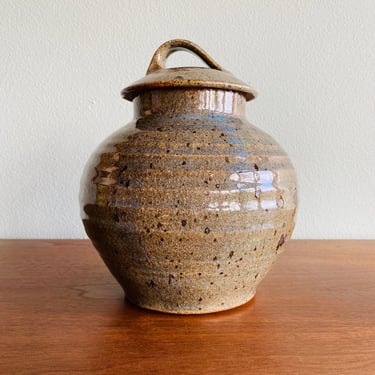 Gray studio pottery decorative jar or urn / large vintage ceramic lidded pot signed by artist 
