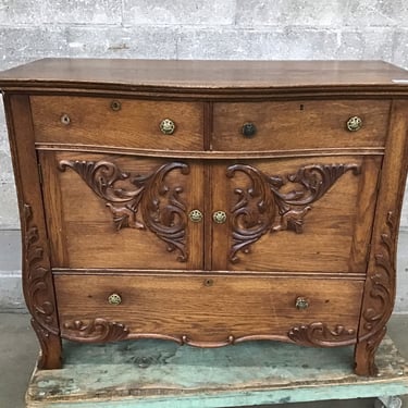 Antique Ornate Dresser (Seattle)