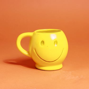 60s Vintage Yellow Happy Face Mug Vintage Porcelain Smiley Face Cup 