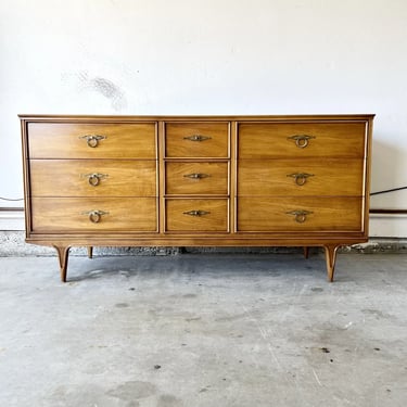 Mid Century Modern Imperial Dresser / Credenza 9 Drawer Walnut Wood Vintage