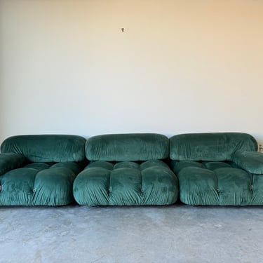 Mario Bellini  " Camaleonda "  Emerald Green Velvet - Three Element Sofa 