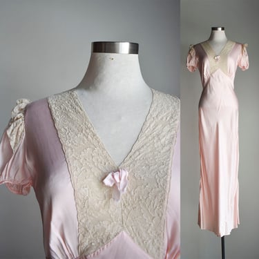 1940s Pink Lace Nightgown 