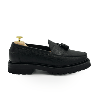 BLACKSTOCK AND WEBER TASSEL LOAFERS BLACK PEBBLE LEATHER