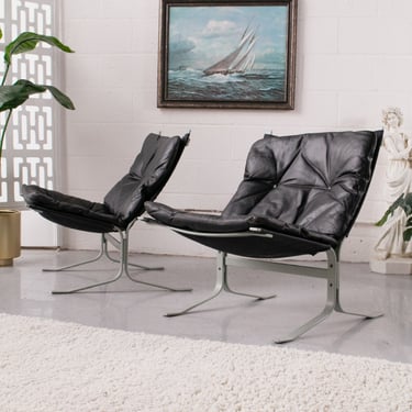Black Leather Lounge 70’s Chair