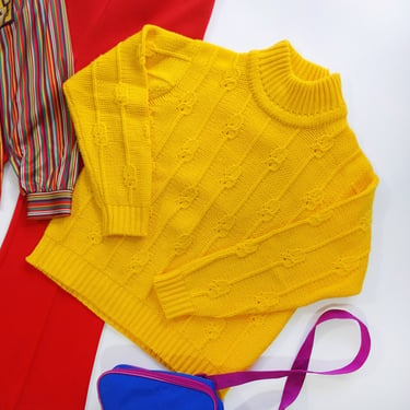 FABULOUS Vintage 60s 7s Bright Yellow Chunky Knit Pullover Sweater 