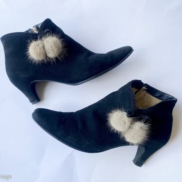 1950s Black Suede Short Boots | 50s Black Suede Booties | Nordstrom Shoes | 6 