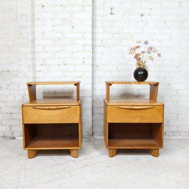 Vintage MCM set of 2 solid maple Heywood Wakefield nightstands / end tables w/ drawer | Free delivery in NYC and Hudson Valley areas 