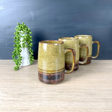 Stoneware stein mugs - set of 3 - 1970s vintage 