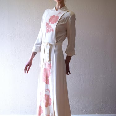 1940s Hawaiian airbrushed dressing gown . size small 