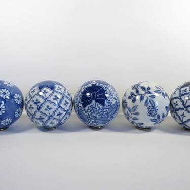 Vintage Set of 5 Blue White Chinoiserie Carpet Balls  - Five Blue White Ceramic Carpet Balls 