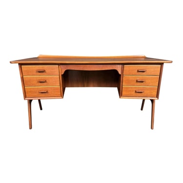 Vintage Danish Mid Century Modern Teak Desk by Svend Madsen 