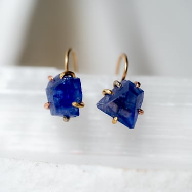 14K-18K Gold Tanzanite Hook Earrings