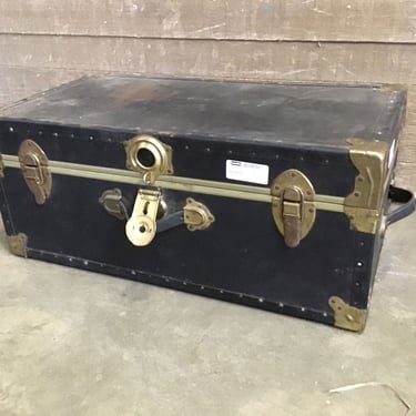 Ol’ Steamer Trunk (Tacoma)