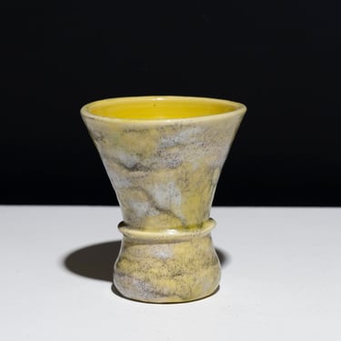 PETIT VASE DIABOLO EN FAÏENCE ÉMAILLÉE, 1950s