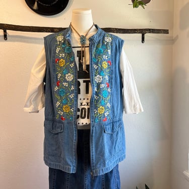 Vintage 90s Blue Denim Zip Up Floral Embroidered Utility Cargo Vest Size XL 