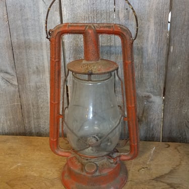 Vintage Dietz Monarch Lantern 8" X 13.5"