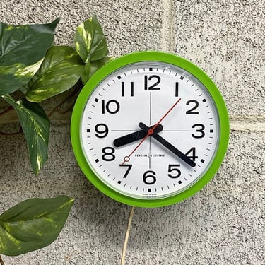 Vintage Wall Clock Retro 1970s Mid Century Modern + General Electric + Model 2174 + Lime Green + Plastic + Numbers + Time + MCM + Wall Decor 