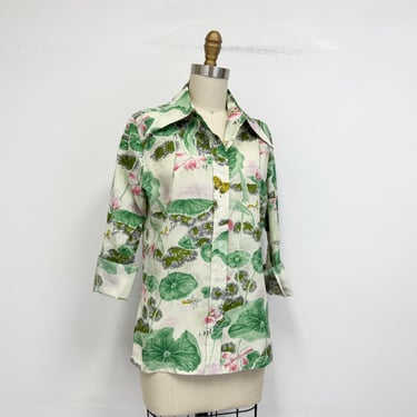 Vintage 1970s Water Lily Blouse | Novelty Print Collared Shirt with Moths and Grasshoppers | Size Medium 