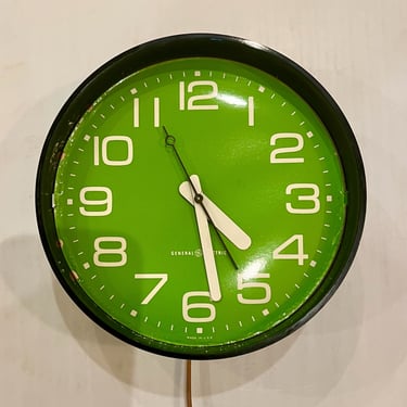 1960's Space Age Electric Wall Clock by General Electric Lime Green Rare