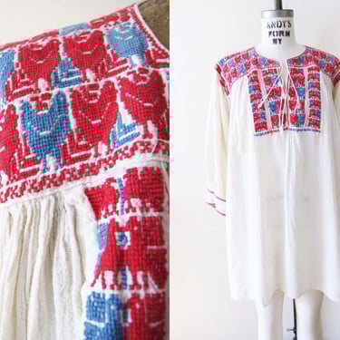 Vintage 70s White Cotton Embroidered Tunic Mini Dress S - 1970s Red Blue Chicken Embroidered Long Sleeve Bohemian Swim Cover Up Top Boho 