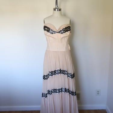1950s Vintage Strapless Tiered Lace Chiffon Prom Gown