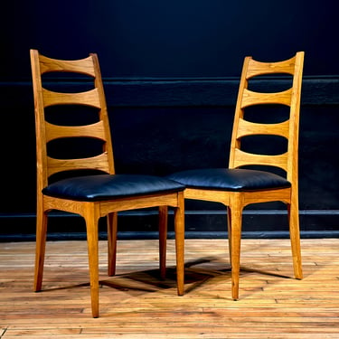 Restored Pair of Mid Century Ladder Back Dining Chairs - Mid Century Modern Danish Style Furniture Dining Set 