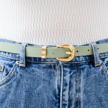 mint green belt | 70s 80s vintage light pastel green faux vegan leather skinny belt 