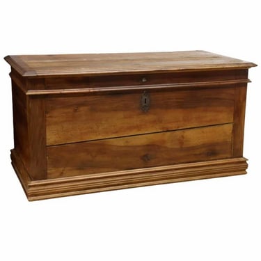 18th/19th Century County French Provincial Walnut Coffer Storage Trunk Blanket Chest 