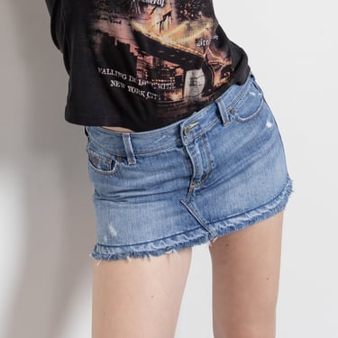 LOW RISE Jean Denim Mini Skirt Raw Edge 2000'S Ultra Short Vintage / 38 Inch Hips / Size 6 7 