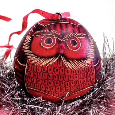 VINTAGE: Authentic PERUVIAN Handmade Gourd Owl Ornament - Holidays 