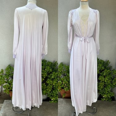 Vintage peignoir lingerie set robe gown soft lilac nylon by Olga size S/M 
