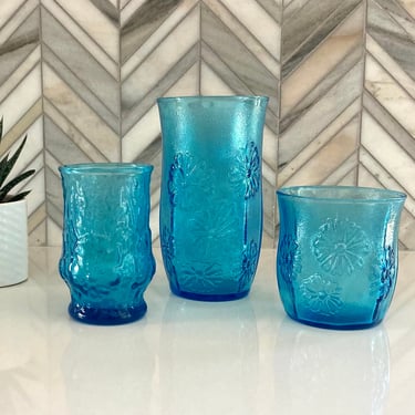 Anchor Hocking Turquoise Spring Song High & Low Tumbler Glasses. Libbey Rain Flower Juice Glass. Blue Daisy, Daisies, Mid Century Glassware 