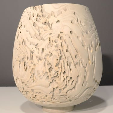 Dale Nish (1932 - 2013) Wormy Ash Footed Vessel