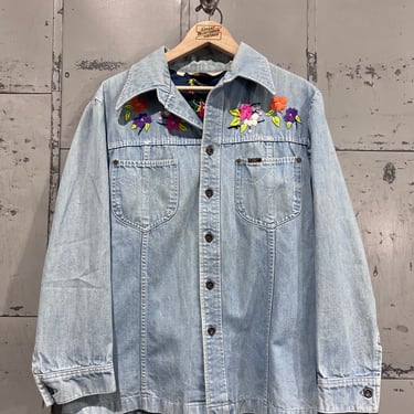 70s, Size Large Lee hand floral embroidered denim Shacket 