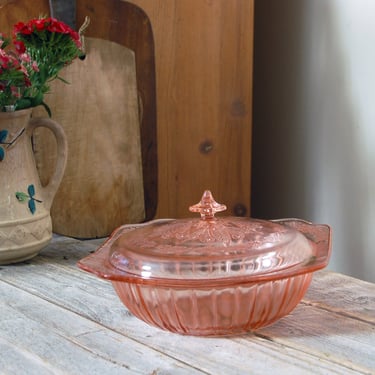 Pink Depression glass covered bowl / 1930s Jeannette Glass Adam pattern bowl / art deco dinnerware / floral covered dish / cottage chic 
