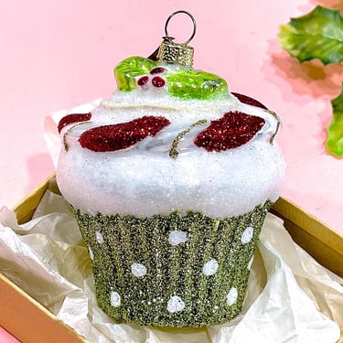 Cupcake Christmas Ornament - Holiday Ornament - Christmas Tree Decoration - Xmas 