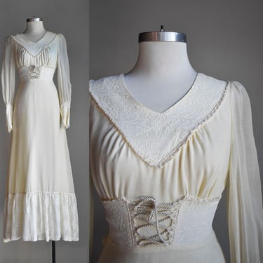1970s Cream Lace Prairie Gown 