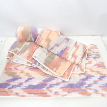 Vintage 80s Pastel And Beige Towel Set Of 3 Bath Towels And Hand Towel 