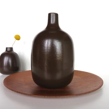 Vintage Heath Ceramics Single Stem Vase In Dark Brown, Edith Heath Large Bottle Vase 