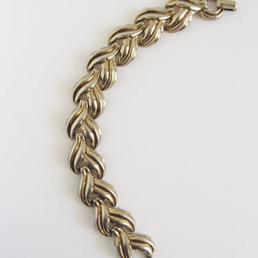 Vintage Crown Trifari 1940s or Early 50s Gold Toned Leaf Bracelet Alfred Philippe Era Trifari Des. Pat. Pend. 