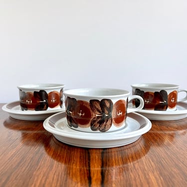 3x Arabia Finland Rosmarin Handpainted Flat Cups and Saucers by Ulla Procope 