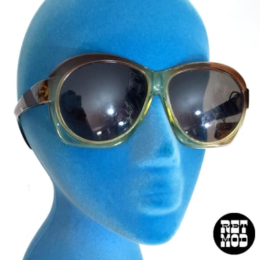 Fantastic Vintage 1960s 1970s Brown Green Teal Gradient Sunglasses 