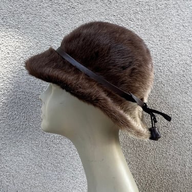 Vintage bucket style real brown fur hat leather trim size 22” 
