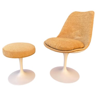 1963 MCM Eero Saarinen Knoll Model 151 Tulip Swivel Lounge and Footstool, a Pair 